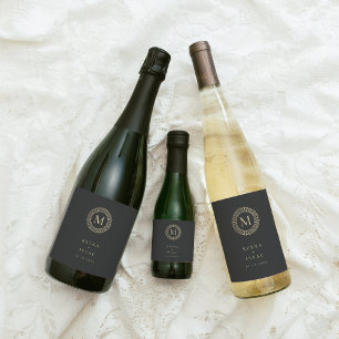 Etiqueta Para Botella De Vino Círculo de Monograma Elegante Dorado Deco