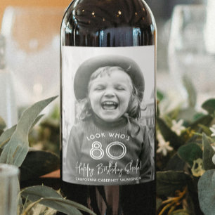 Etiqueta Para Botella De Vino Cumpleaños Chic Tipografía Blanca Foto Fiesta