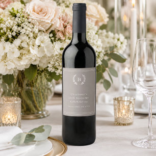 Etiqueta Para Botella De Vino Cumpleaños de corona monograma marfil taupe
