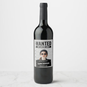 Etiqueta Para Botella De Vino Divertido Mugshot buscó el nombre y el texto perso