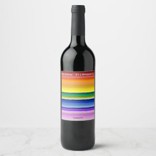 Etiqueta Para Botella De Vino Es un patrón de rayas multicolor, Fiesta arcoiris