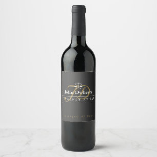 Etiqueta Para Botella De Vino Escalas con clase de las iniciales del oro de la