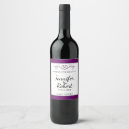 Etiqueta Para Botella De Vino Etiqueta Monograma de pergamino morado y plateado