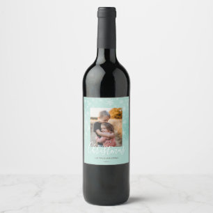 Etiqueta Para Botella De Vino Feliz Navidad Moderna y Snowy Winter Green Photo