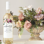 Etiqueta Para Botella De Vino Flores de color de borgoña y gotas de oro rusticas<br><div class="desc">Flores de color de borgoña y gotas de oro rusticas</div>