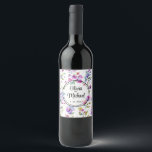 Etiqueta Para Botella De Vino Flores marinas de color púrpura elegante<br><div class="desc">Elegante color púrpura de agua color verde flores silvestres - Perfecto para eventos de primavera, verano o otoño. Hermosas acuarelas de flores silvestres rosadas para eventos de campo, boho, jardín y temas florales. Para empezar a cambiar nombres y detalles de eventos, haga clic en "Personalizar esta plantilla" y edite la...</div>