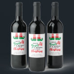 Etiqueta Para Botella De Vino Funny Elf Merry Christmas<br><div class="desc">De nuestra colección de Navidades Cute Elf</div>
