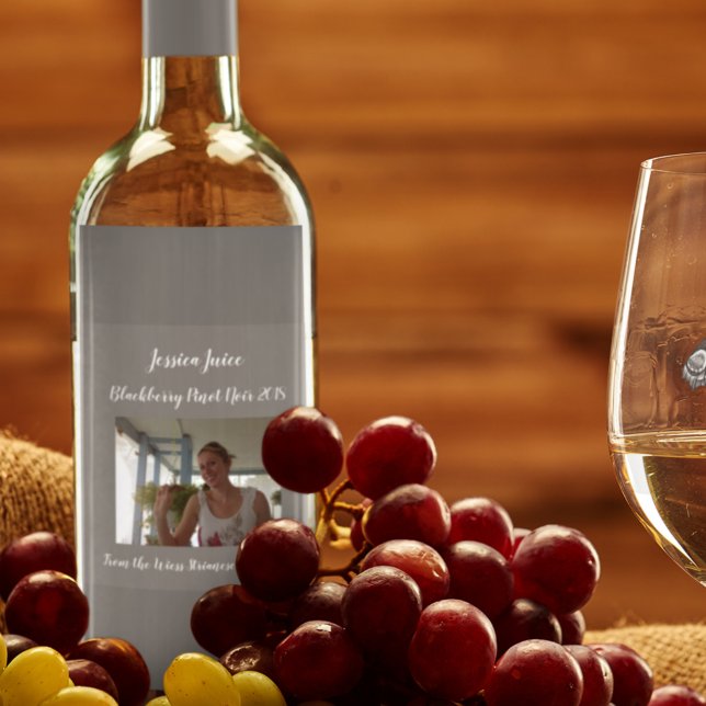Etiqueta Para Botella De Vino Gris oscuro casual personalizado | Foto | (Subido por el creador)