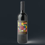 Etiqueta Para Botella De Vino Hanukkah Chanukah Menorah Dreidel Símbolos Judíos<br><div class="desc">Etiqueta de PERSONALIZADO de patrón geométrico moderno de color Hanukkah/Chanukah. Menorah, Dreidel, Donuts, Stars & Olive oil... Están todos aquí. Símbolos Hebreos y Judíos Hanukkah Espacio para añadir tu nombre. Felices deseos de Hanukkah. Esta hermosa y lujosa mirada es una gran manera de desear a amigos, familia y clientes, un...</div>