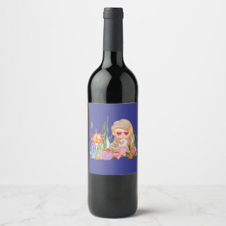 Etiqueta Para Botella De Vino Hermosa sirena BRUNET HAIR jugando en el mar