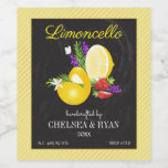 Etiqueta Para Botella De Vino Lemoncello Chalkboard Look Boda<br><div class="desc">Un ramo de limón y fresa con brotes de Rosemary y Lavender.</div>