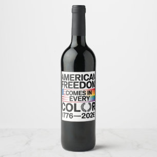 Etiqueta Para Botella De Vino Libertad Estadounidense Viene en Cada Color LGBTQ