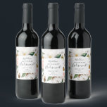 Etiqueta Para Botella De Vino Magnolia elegante | Propuesta de la dama de honor<br><div class="desc">Esta elegante marca de vino con propuesta de maquina blanca de magnolia es perfecta para un boda moderno y elegante. El diseño floral suave incluye peonías de color agua rosado, magníficas flores de magnolia blanca y algodón con hojas doradas y verdes en un arreglo lujoso. Personalizar la etiqueta de la...</div>