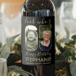 Etiqueta Para Botella De Vino Mira quién es el 65 Black & Gold 2 Photo Birthday<br><div class="desc">¡Mira quién tiene 65 años! Añada un toque elegante y personalizado a las decoraciones de la fiesta de cumpleaños número 65 para él o ella con las etiquetas de las botellas de vino negro y oro de la foto personalizado. Las imágenes y la redacción de esta plantilla son sencillas para...</div>