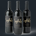 Etiqueta Para Botella De Vino Modern Black & Gold 80th Birthday Personalizado<br><div class="desc">Minimalista etiqueta de botellas de vino negro y oro de 80 años en estilo moderno,  moda y elegante tipografía. Con una edad de "ochenta" en oro brillante. Personalizar con edad,  nombre y año de nacimiento.</div>
