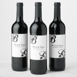Etiqueta Para Botella De Vino Monograma de escritura en blanco y negro Boda