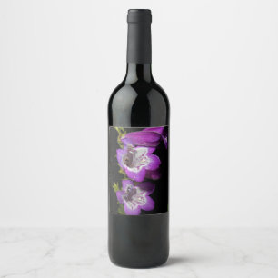 Etiqueta Para Botella De Vino Morado Flores Blancas Hortalizas