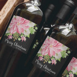 Etiqueta Para Botella De Vino Morerry Christmas Floral Poinsettia Black<br><div class="desc">Las etiquetas personalizadas de las botellas negras Merry Christmas cuentan con una gran poinsettia rosa,  flores de invierno,  pinos y hojas holly tus detalles con letras blancas de moda. COINCIDIENDO con los artículos de nuestra tienda.</div>