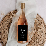 Etiqueta Para Botella De Vino Negro dulce y caprichoso | Boda Cheers<br><div class="desc">Estas etiquetas de boda negras,  sencillas y elegantes,  presentan una tipografía de escritura blanca de estilo vintage que dice "vítores",  junto con un corazón a juego. Un elegante y clásico aspecto minimalista que sigue siendo único y contemporáneo.</div>