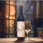 Etiqueta Para Botella De Vino Nombre personalizado moderno Monograma Pastel rosa<br><div class="desc">Nombre personalizado moderno Monograma Pastel rosa</div>