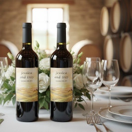 Etiqueta Para Botella De Vino Paisaje campestre de viñedo al atardecer en acuare
