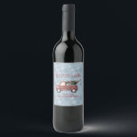 Etiqueta Para Botella De Vino Peace Love & Glugs Toy Truck Merry Christmas<br><div class="desc">Una linda etiqueta de botella de Navidades. Personaliza con tu nombre. El texto dice: Paz, amor y juegos. La imagen es un lindo camión de juguetes con la mano de Feliz Navidad pintada en un costado. Llevando un árbol de Navidad decorado en la parte de atrás. El fondo es un...</div>
