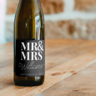 Etiqueta Para Botella De Vino Plantilla De Boda Favor Mr & Mrs Name Cute Modern