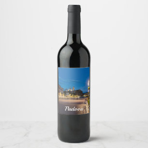 Etiqueta Para Botella De Vino Prato della Valle por la noche en Padova, Italia