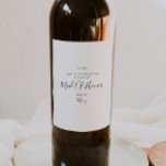 Etiqueta Para Botella De Vino Propuesta De Una Mujer De Honor Simple Y Elegante<br><div class="desc">Esta sencilla y elegante marca de vino de la casa de honor es perfecta para su boda minimalista neutro clásico, blanco y negro. El diseño presenta una fuente contemporánea mínima básica y una delicada caligrafía de escritura formal de moda. Seguramente completará su elegante boda de otoño, verano, primavera o otoño....</div>