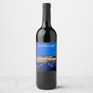 Etiqueta Para Botella De Vino Puerto y paredes de Dubrovnik iluminados por la no