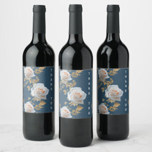Etiqueta Para Botella De Vino Rosas blancas y hojas de oro sobre fondo azul