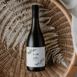 Etiqueta Para Botella De Vino Sello de boda de eucalipto moderno y elegante negr<br><div class="desc">El follaje Eucalyptus Greenery moderno minimalista elegante fiesta de jardín contemporáneo Boda regalo pegatina de la etiqueta de vino. Diseño botánico contemporáneo sencillo. Sage green,  azul marino,  negro y blanco elegantes trajes de colores modernos primavera,  otoño de verano,  otoño y boda blanco.</div>