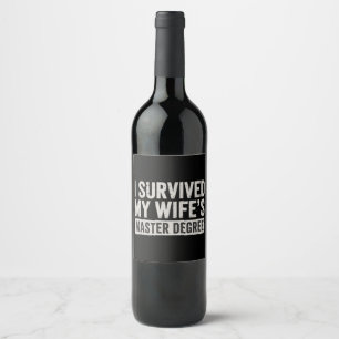 Etiqueta Para Botella De Vino Sobreviví al regalo de graduación de la maestría d