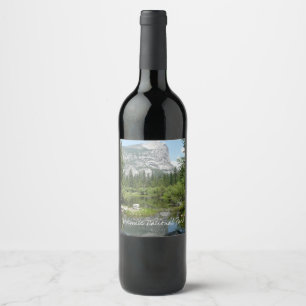 Etiqueta Para Botella De Vino Vista del lago Mirror en el Parque Nacional Yosemi