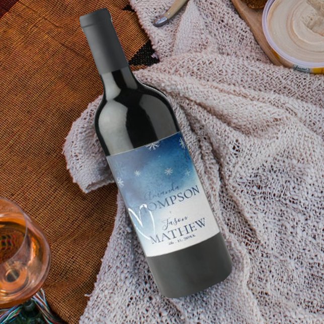 Etiqueta Para Botella De Vino Whimsical Blue White Snflake Boda (Whimsical Blue White Snowflake Wedding Wine Label)