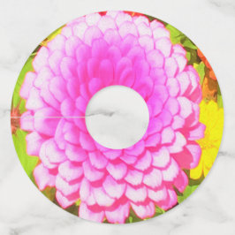 Etiqueta Para Copas De Vino Bonito redonda de zinnia rosa en el jardín de vera