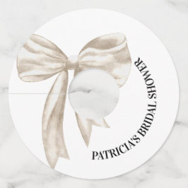 Etiqueta Para Copas De Vino Chaqueta Blanca Ella está atando el nudo Desayuno 