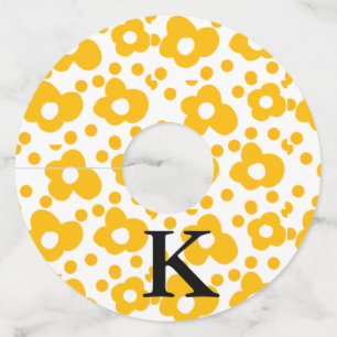 Etiqueta Para Copas De Vino Patrón floral de margarita blanca amarilla añadir