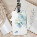 Etiqueta Para Maletas Acuarela Azul Hidrangea Botánica Monograma<br><div class="desc">Un hermoso diseño de hidrangea de color azul hace que estas etiquetas botánicas de equipaje sean elegantes y de moda. Agregue su propio monograma utilizando la característica de personalización.</div>