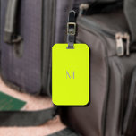 Etiqueta Para Maletas amarillo fluorescente - añadir monograma<br><div class="desc">Etiquetas para equipaje con fondo de color sólido amarillo fluorescente y fuente gris. Diseño sencillo y a la moda de Alma Wad. Personalícelo con su monograma ahora .. ____________ El amarillo está asociado con el signo de Gemini en la astrología occidental. Puede tener esto en cuenta al elegir su color....</div>