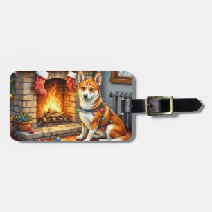 Etiqueta Para Maletas Basenji Sentado junto a Chimenea con Luces de Navi