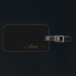 Etiqueta Para Maletas Black Gold Girly Script Monograma Nombre moderno<br><div class="desc">Monograma negro y dorado Añade tu propio nombre Script etiqueta de bolsa para el equipaje La etiqueta de la bolsa hace el dulce perfecto de 16 años,  boda,  ducha de novia,  ducha de bebé o regalo de soltera para alguien que decora su habitación con estilo.</div>