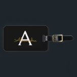 Etiqueta Para Maletas Black Gold Girly Script Monograma Nombre moderno<br><div class="desc">Monograma negro y dorado Añade tu propio nombre Script etiqueta de bolsa para el equipaje La etiqueta de la bolsa hace el dulce perfecto de 16 años,  boda,  ducha de novia,  ducha de bebé o regalo de soltera para alguien que decora su habitación con estilo.</div>