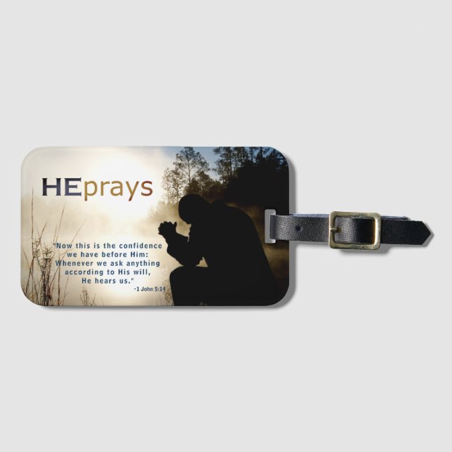 Etiqueta Para Maletas Christian HE PRAYS (Anverso horizontal)