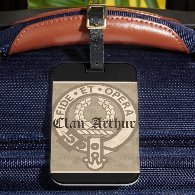 Etiqueta Para Maletas Clan Arthur Antique (Anverso In situ 2)