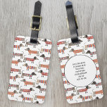 Etiqueta Para Maletas Dachshund Sausage Dog Pattern Nombre personalizado<br><div class="desc">Pequeña salchicha de Dachshund o perritos de peluquería en ropa de cama de lana. Perfecto para los amantes de los perros y los paseantes. Cambiar los detalles de contacto en la parte posterior.</div>