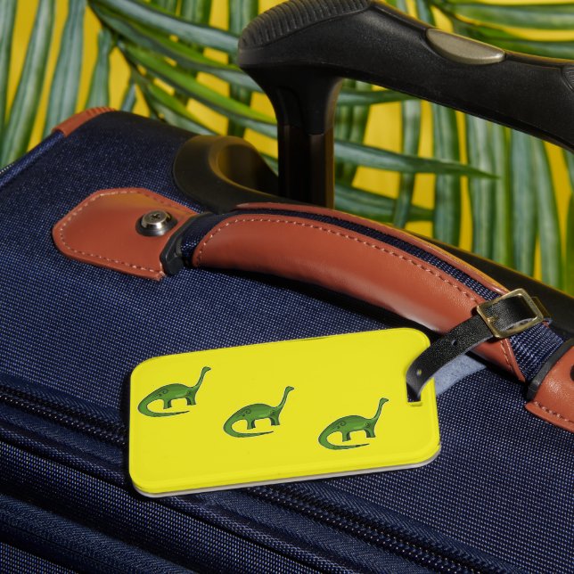 Etiqueta Para Maletas Dinosaurios verdes en patrón amarillo (Anverso In situ 3)