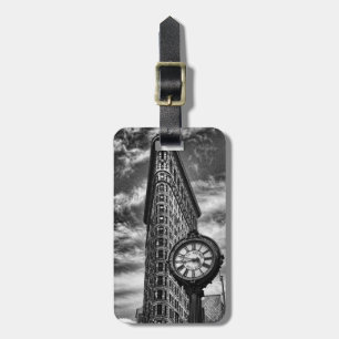 Etiqueta Para Maletas Edificio y reloj de Flatiron en blanco y negro