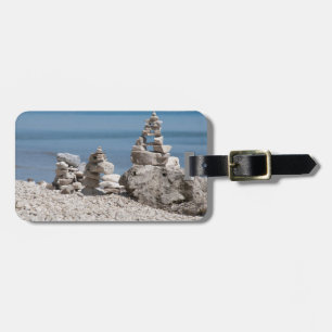 Etiqueta Para Maletas EE. UU., Michigan. Torres de piedra en la playa