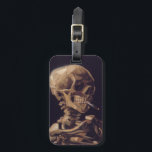 Etiqueta Para Maletas El esqueleto de Van Gogh con cigarrillo en llamas<br><div class="desc">El "Skull of a Skeleton with Burning Cigarette" de Van Gogh. 1885–86. Esta es una pieza temprana realizada como estudio en la Real Academia de Bellas Artes de Bélgica.</div>